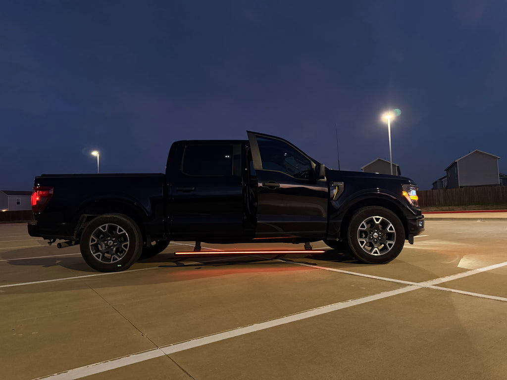 Automatic Electric Power Side Steps with Dynamic LED Lighting