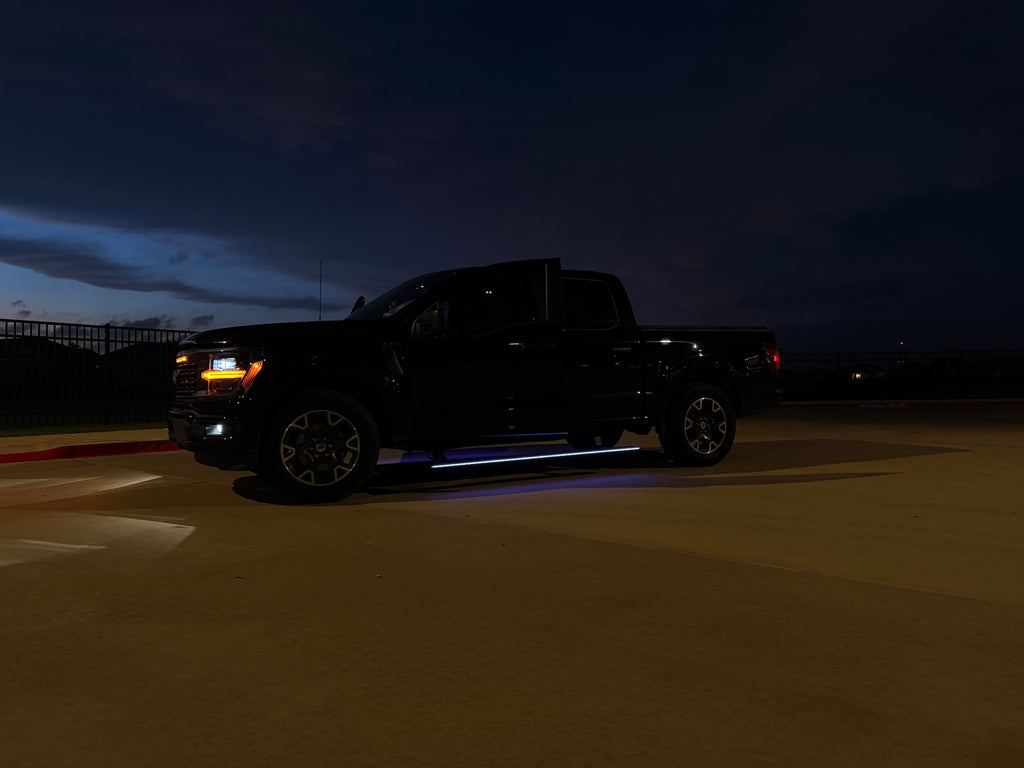 Automatic Electric Power Side Steps with Dynamic LED Lighting