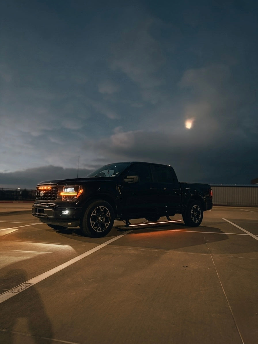 Automatic Electric Power Side Steps with Dynamic LED Lighting