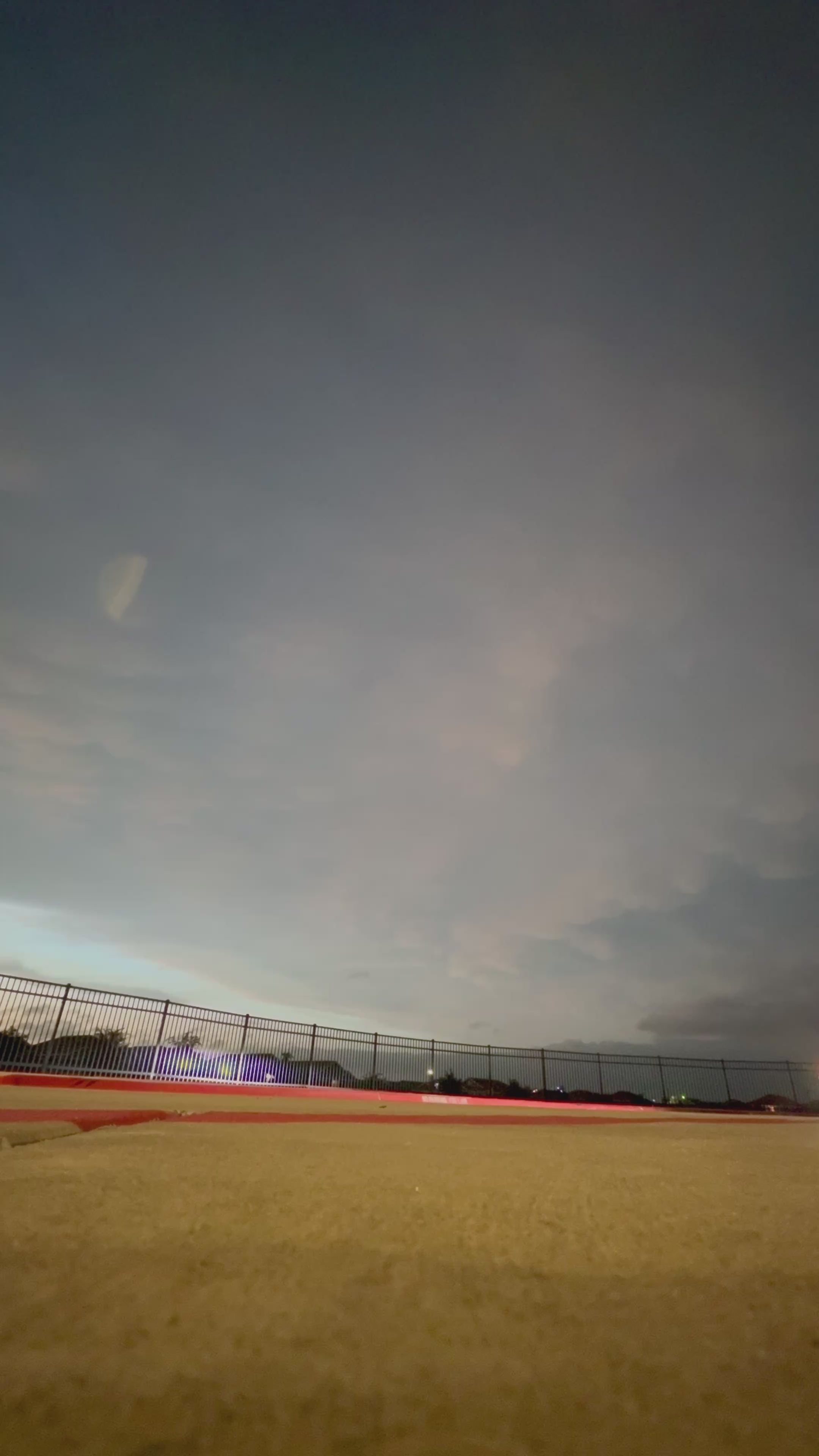 Automatic Electric Power Side Steps with Dynamic LED Lighting