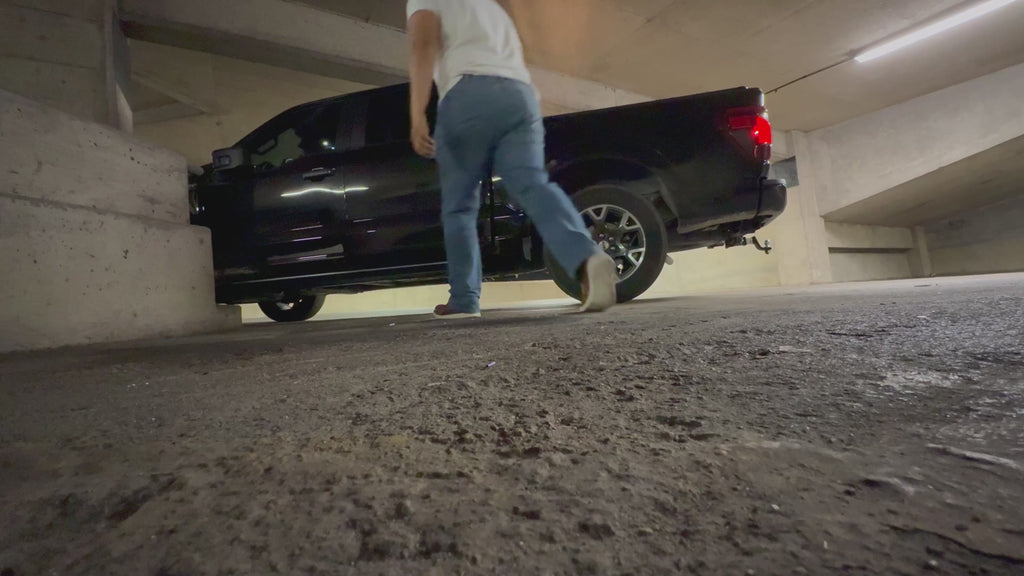 Automatic Electric Power Side Steps with Dynamic LED Lighting